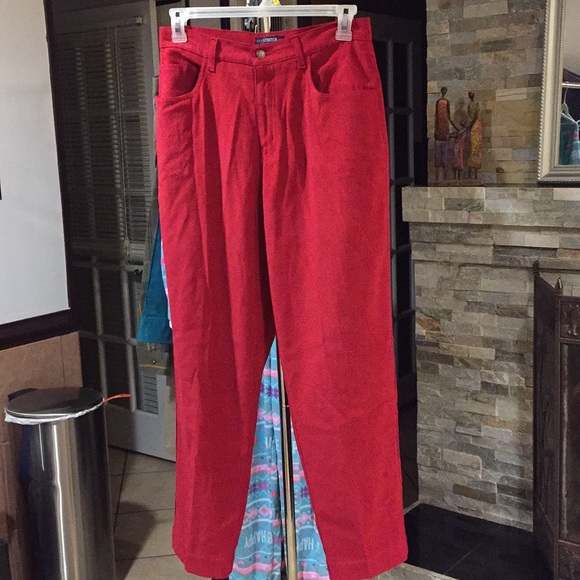 bill blass Denim - Bill Blass size 12/30 Stretch Jeans good condition